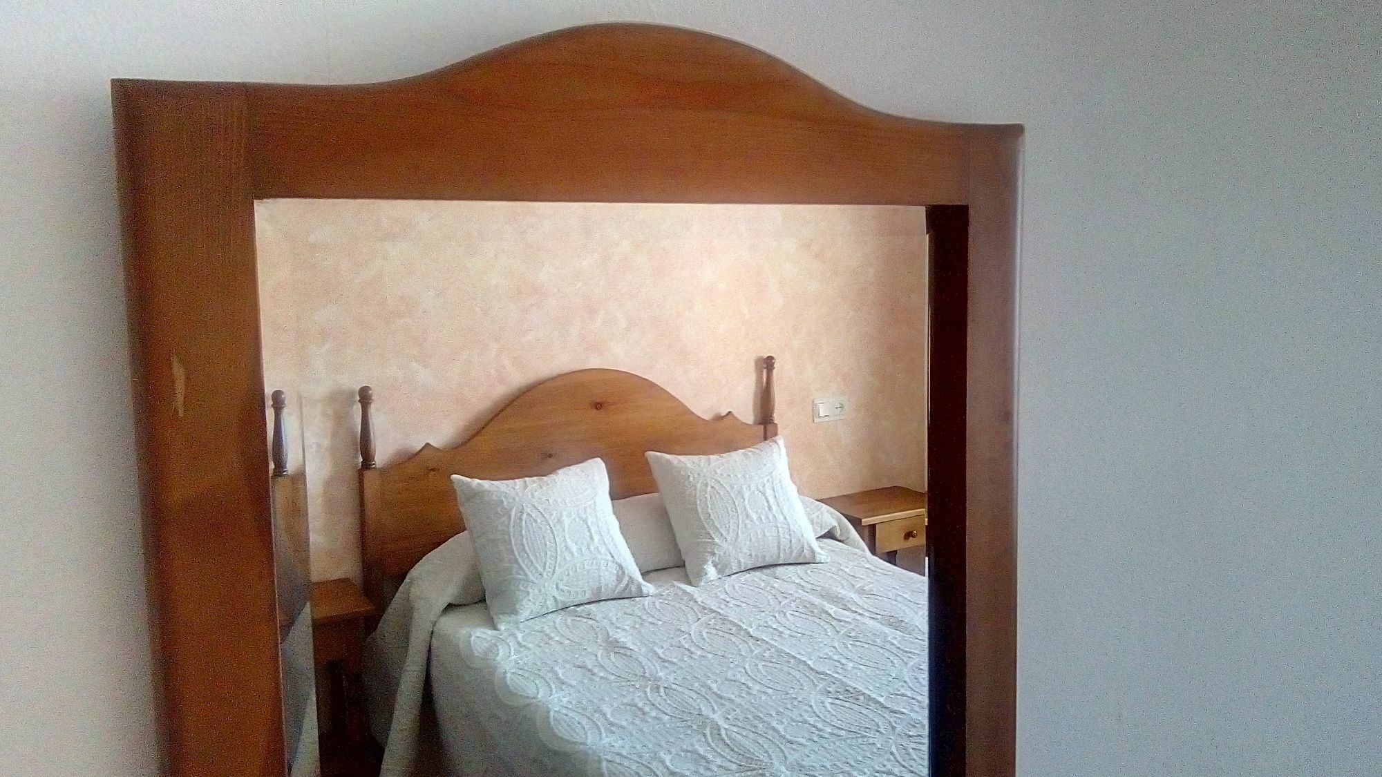 Apartamentos Rurales Ovio 利亚内斯 外观 照片