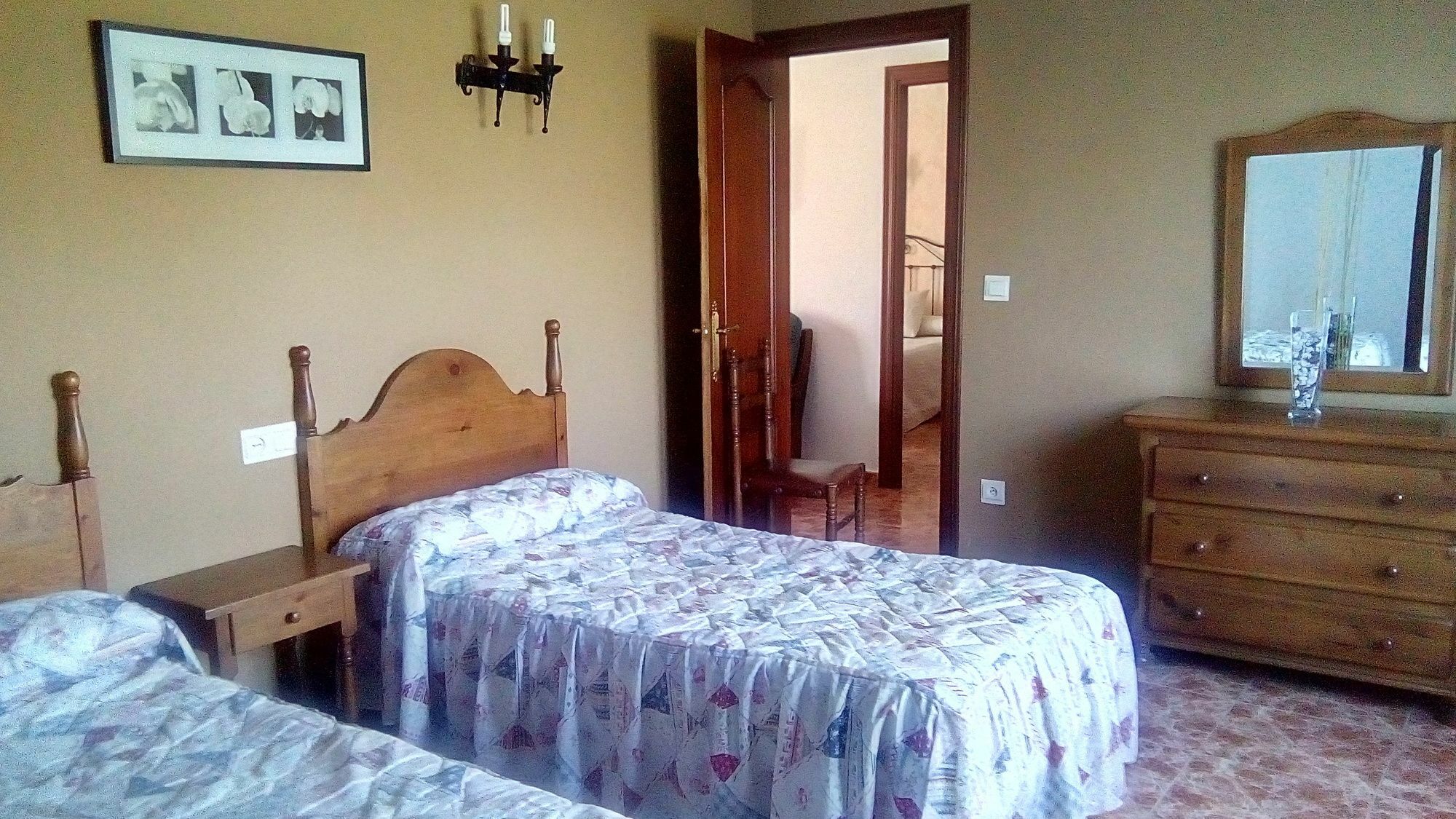 Apartamentos Rurales Ovio 利亚内斯 外观 照片