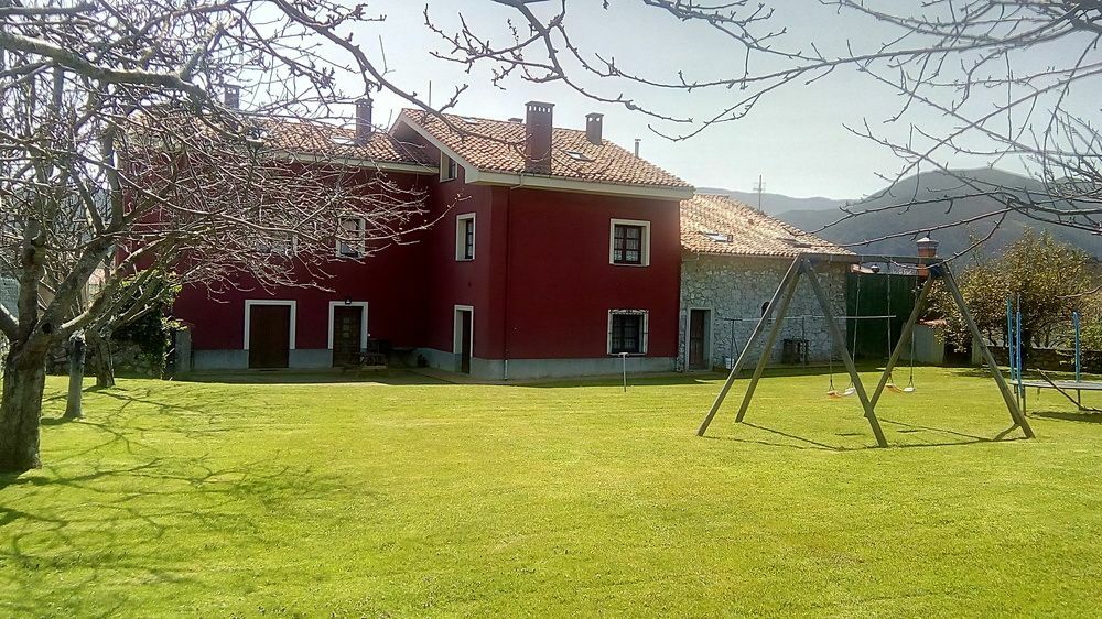 Apartamentos Rurales Ovio 利亚内斯 外观 照片